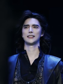 阿云嘎同人：笼中金声